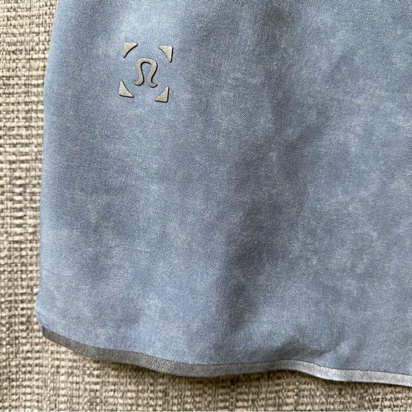 Lululemon Blue Surge Shorts Size S - Picture 4 of 9